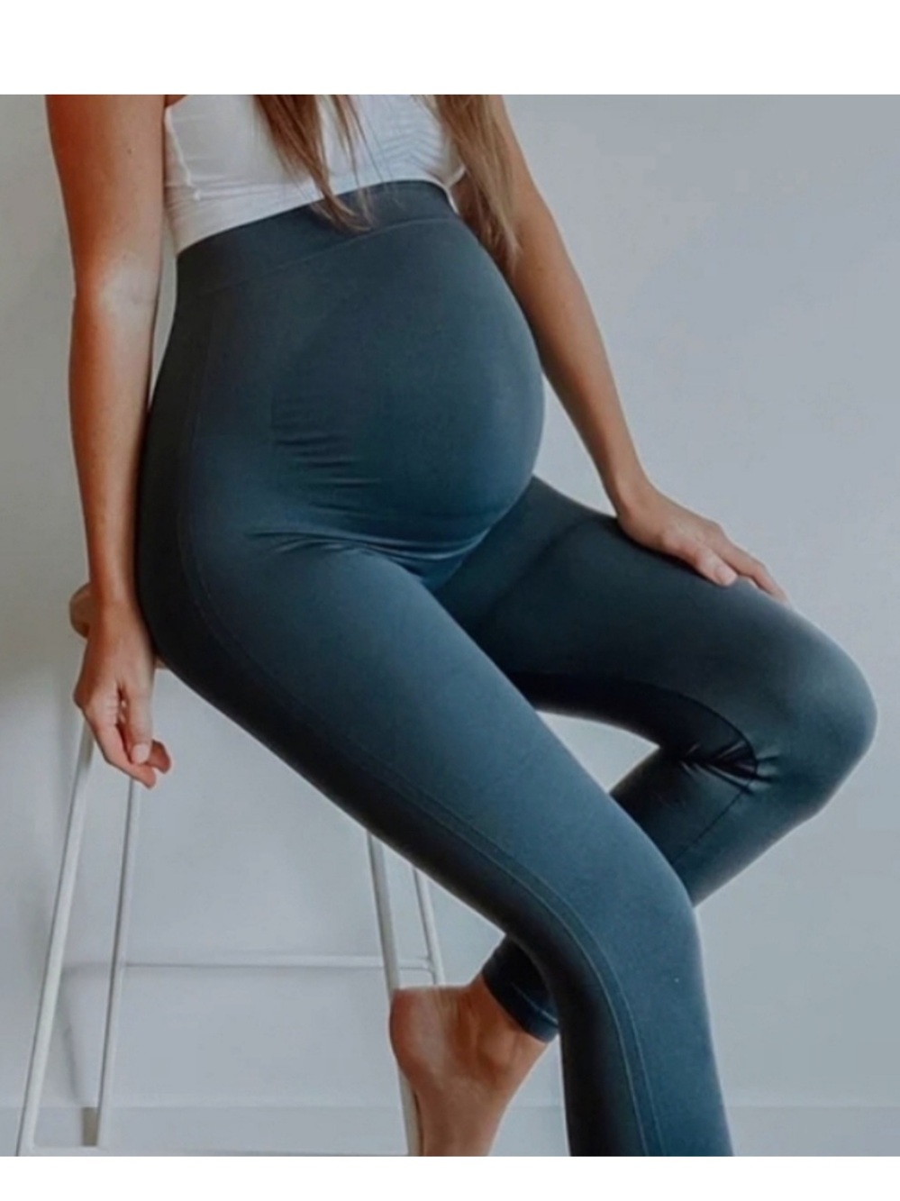 BLANQI Everyday Maternity Belly Support Leggings Size L- Storm. Blue Green
